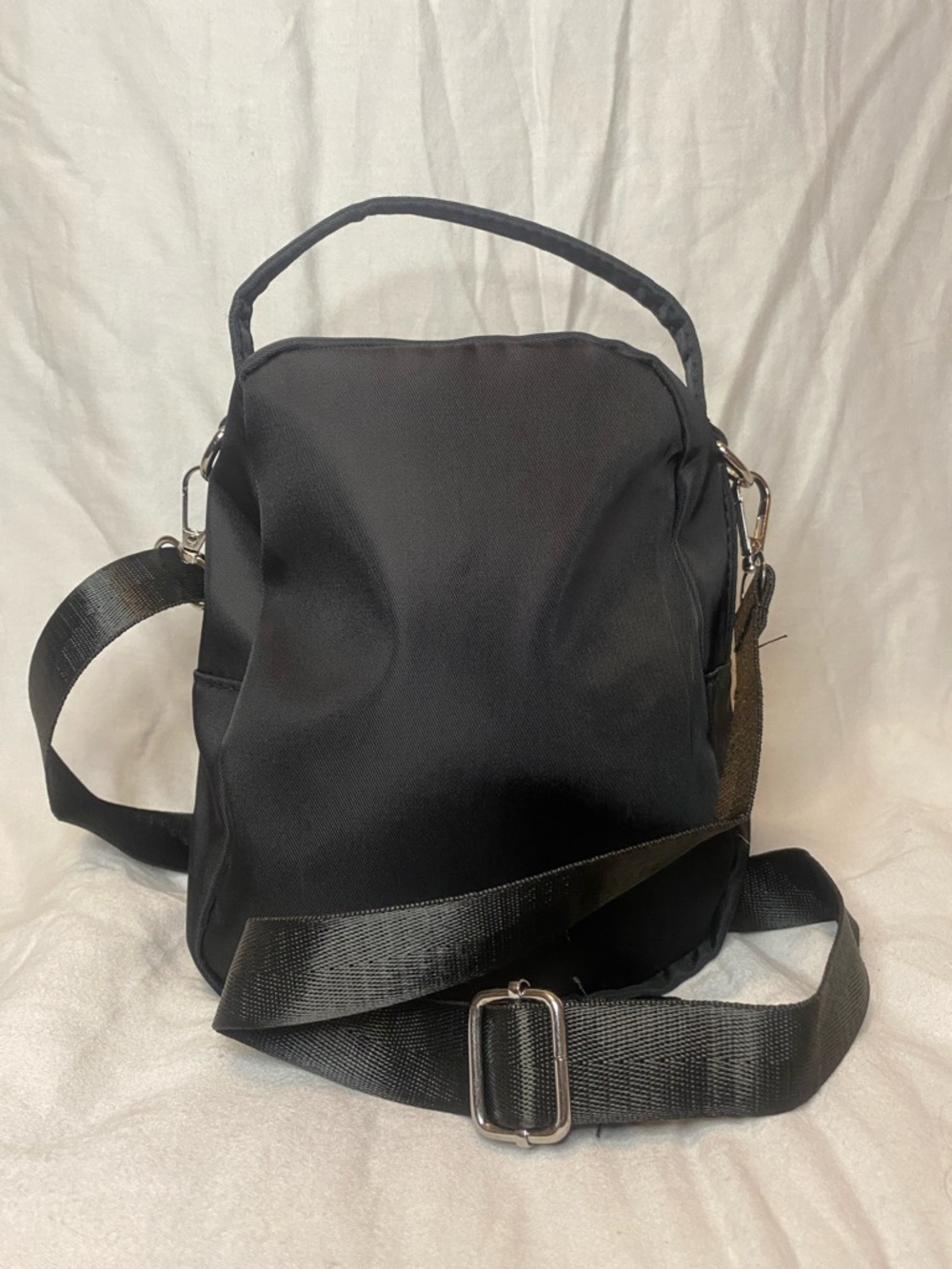 Wolf Crossbody Bag - Picture 4 of 5